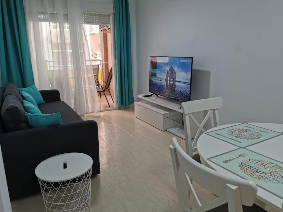 Apartamento Playa Cura Torrevieja Bagian luar foto