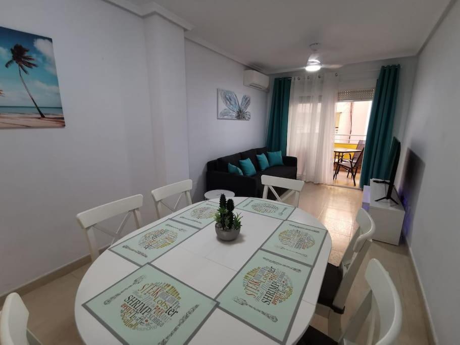 Apartamento Playa Cura Torrevieja Bagian luar foto